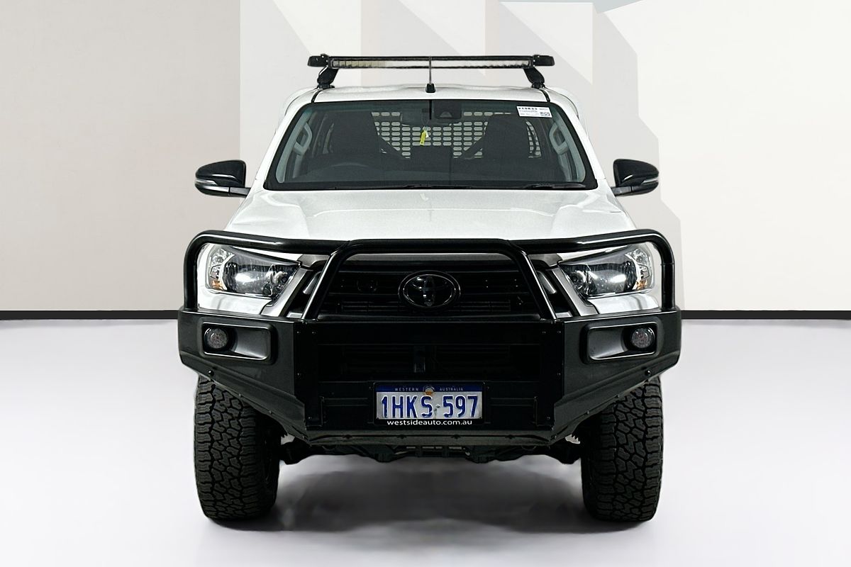 2021 Toyota HILUX SR (4x4) GUN126R 4X4
