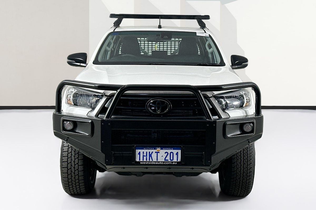 2021 Toyota HILUX SR (4x4) GUN126R 4X4