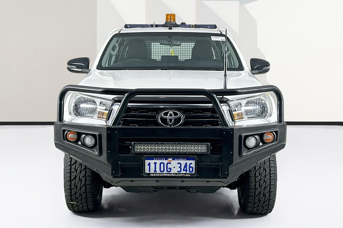 2019 Toyota HILUX SR (4x4) GUN126R MY19 4X4
