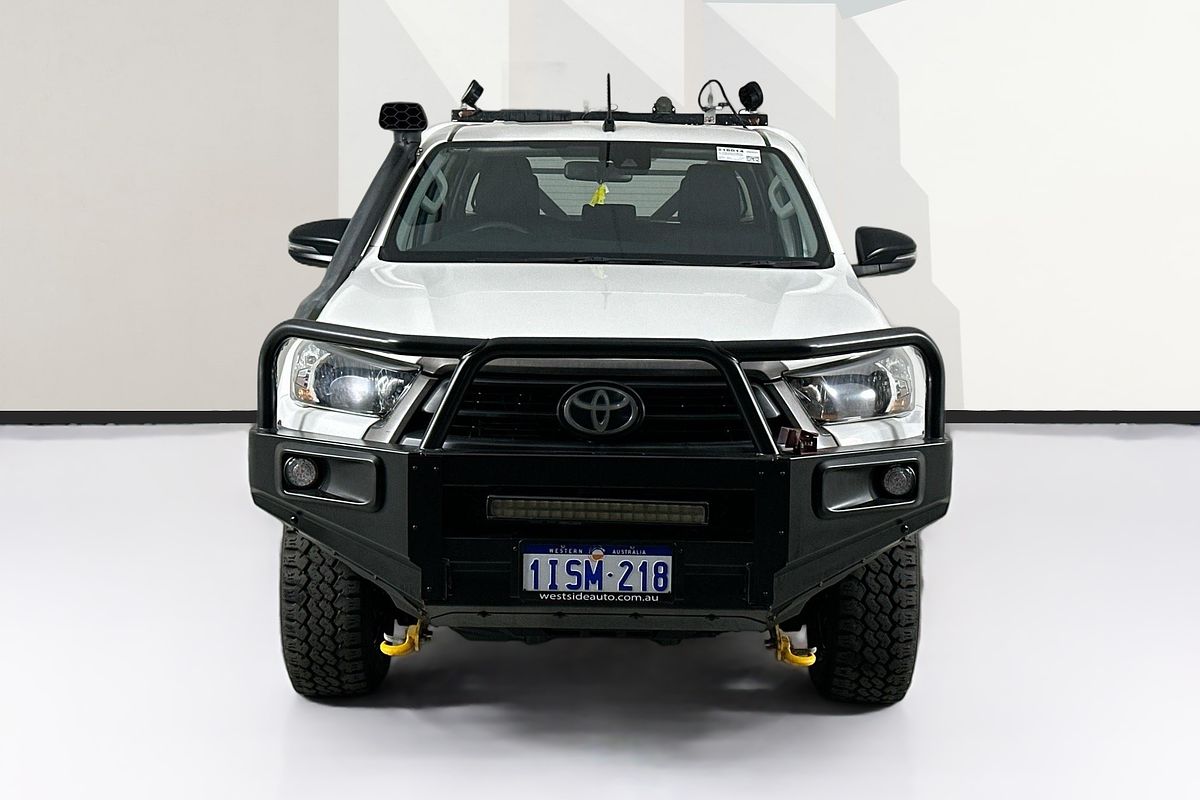 2021 Toyota HILUX SR (4x4) GUN126R 4X4
