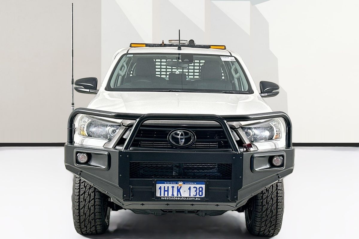 2021 Toyota HILUX SR (4x4) GUN126R FACELIFT 4X4