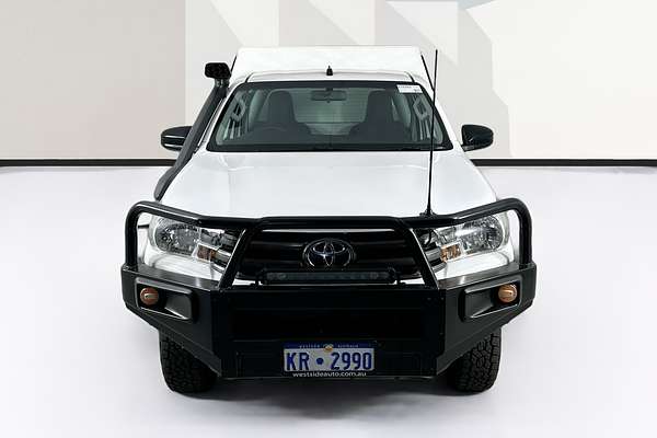 2017 Toyota HILUX SR (4x4) GUN126R 4X4