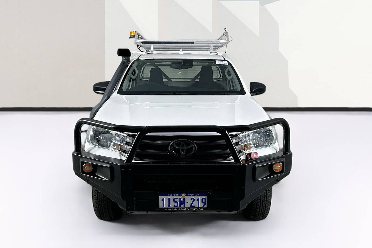 2021 Toyota HILUX SR (4x4) GUN126R 4X4