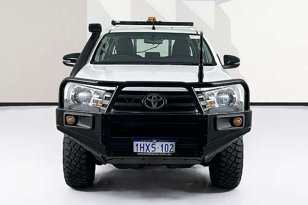 2018 Toyota HILUX SR (4x4) GUN126R MY17 4X4