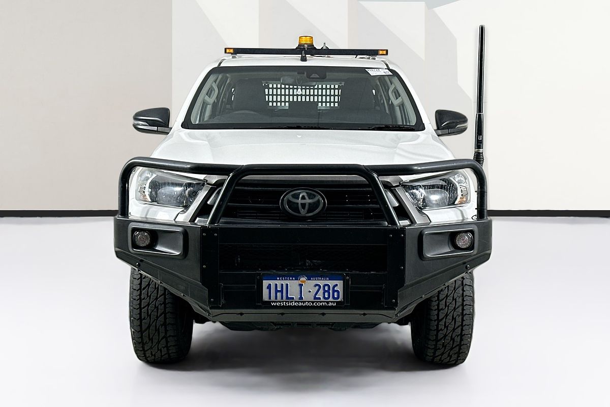 2021 Toyota HILUX SR (4x4) GUN126R 4X4