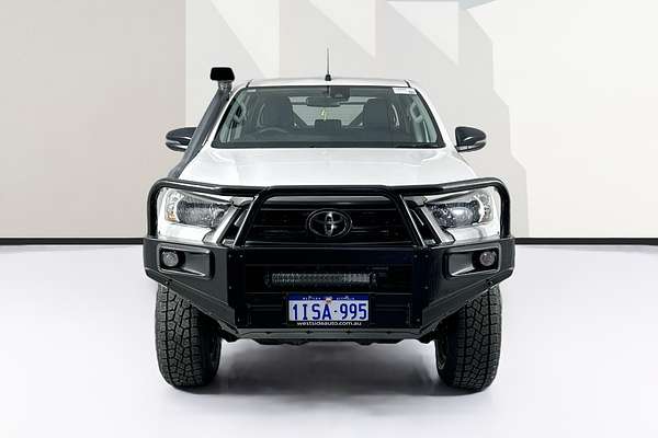 2021 Toyota HILUX SR (4x4) GUN126R 4X4