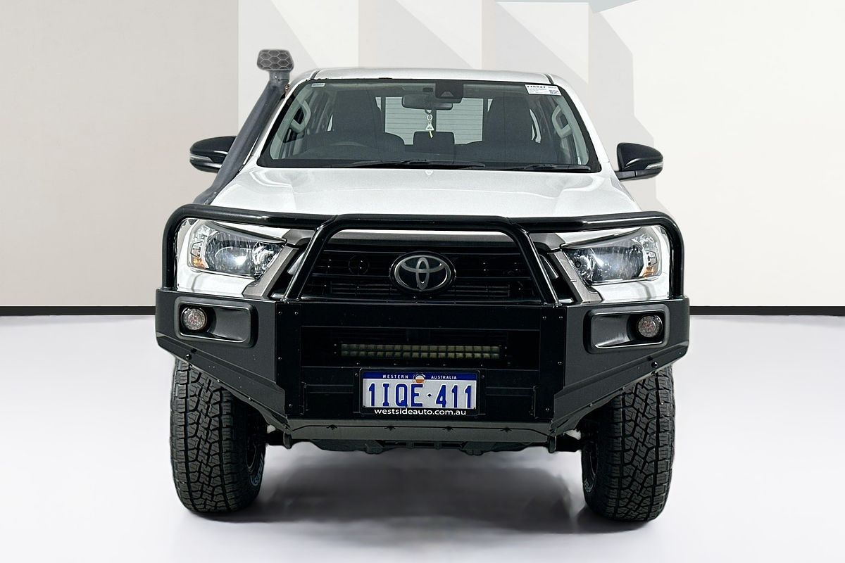 2021 Toyota HILUX SR (4x4) GUN126R FACELIFT 4X4
