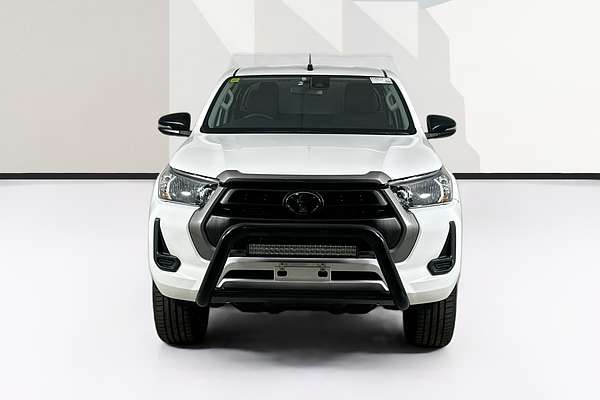 2021 Toyota HILUX SR (4x4) GUN126R 4X4