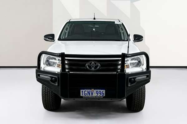 2018 Toyota HILUX SR (4x4) GUN126R MY17 4X4