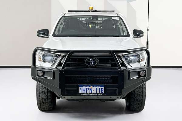 2022 Toyota HILUX SR (4x4) GUN126R 4X4
