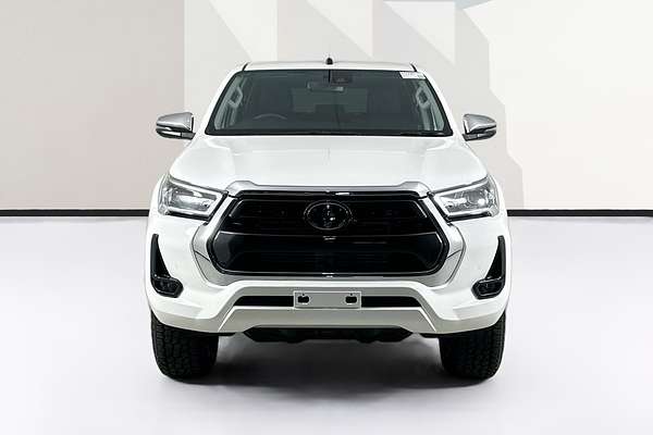 2021 Toyota HILUX SR5 (4x4) GUN126R FACELIFT 4X4