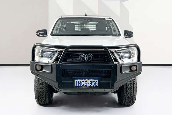 2021 Toyota HILUX SR (4x4) GUN126R FACELIFT 4X4