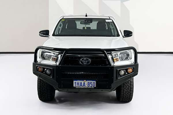 2020 Toyota HILUX SR (4x4) GUN126R MY19 UPGRADE 4X4