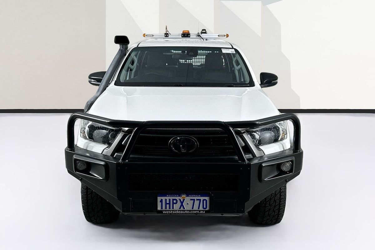2022 Toyota HILUX SR (4x4) GUN126R 4X4