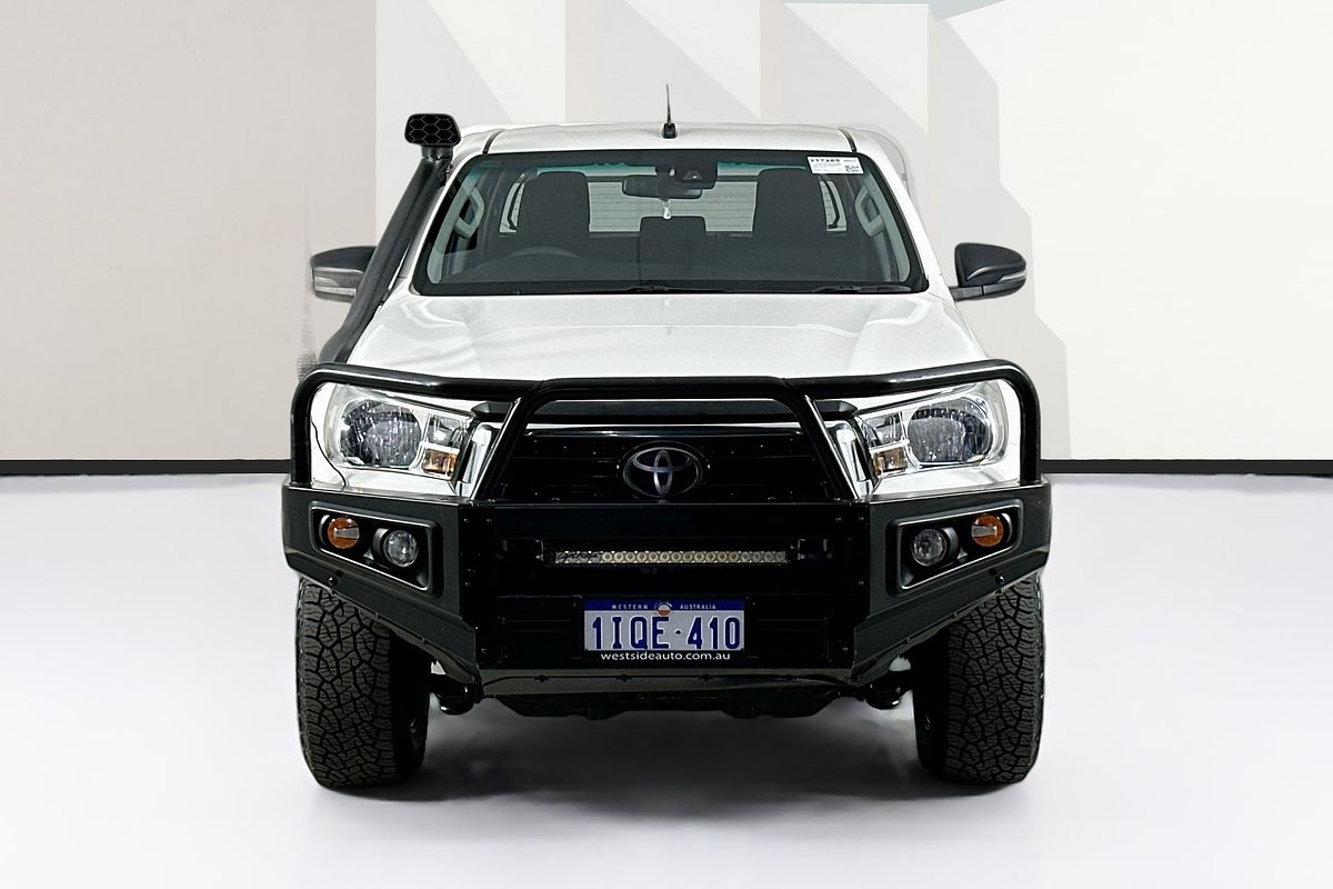 2020 Toyota HILUX SR (4x4) GUN126R MY19 UPGRADE 4X4