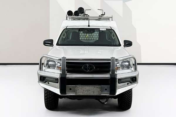 2019 Toyota HILUX SR (4x4) GUN126R MY19 4X4