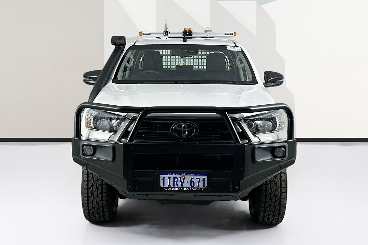 2021 Toyota HILUX SR (4x4) GUN126R FACELIFT 4X4