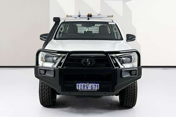 2021 Toyota HILUX SR (4x4) GUN126R FACELIFT 4X4