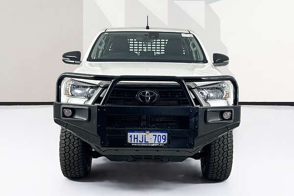 2021 Toyota HILUX SR (4x4) GUN126R FACELIFT 4X4