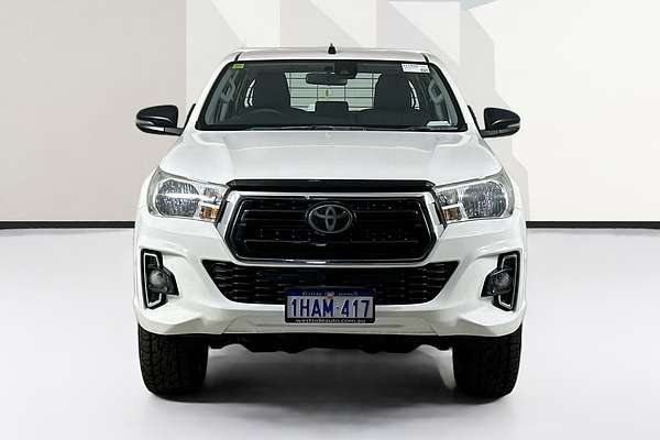 2020 Toyota HILUX SR (4x4) GUN126R MY19 UPGRADE 4X4