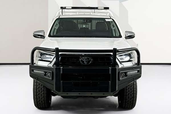 2021 Toyota HILUX SR5 (4x4) GUN126R FACELIFT 4X4