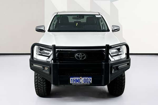 2021 Toyota HILUX SR5 (4x4) GUN126R 4X4