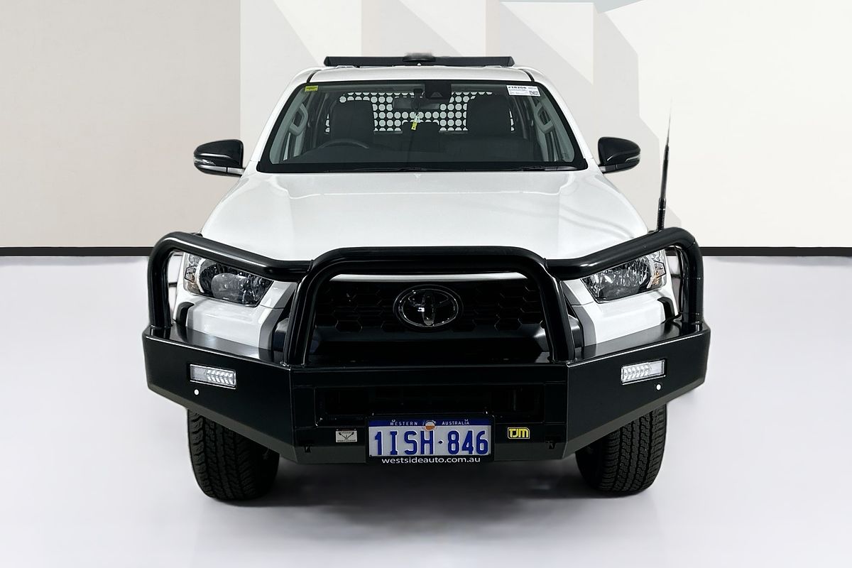 2025 Toyota HILUX SR (4x4) GUN126R RC 4X4