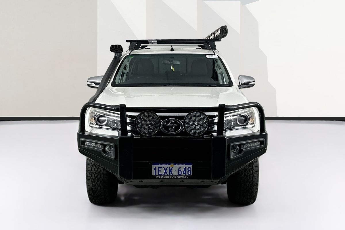 2015 Toyota HILUX SR5 (4x4) GUN126R 4X4