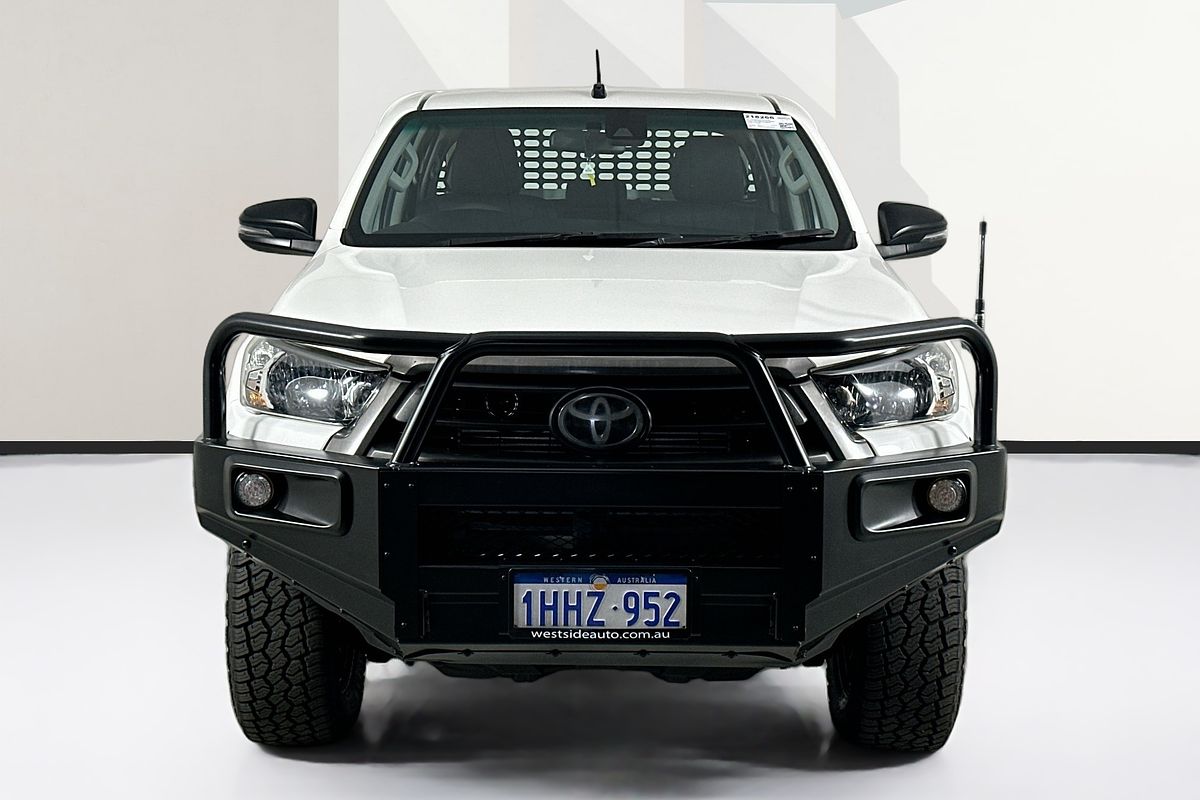2021 Toyota HILUX SR (4x4) GUN126R FACELIFT 4X4