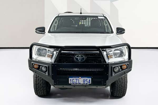 2020 Toyota HILUX SR (4x4) GUN126R MY19 UPGRADE 4X4