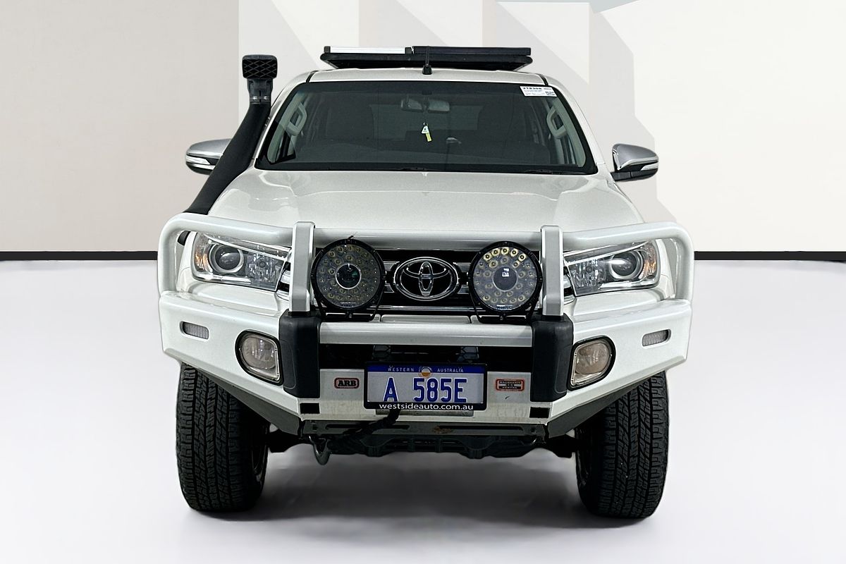 2017 Toyota HILUX SR5 (4x4) GUN126R MY17 4X4