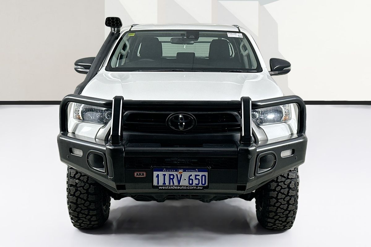 2022 Toyota HILUX SR (4x4) GUN126R 4X4