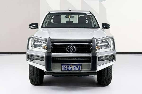 2019 Toyota HILUX SR (4x4) GUN126R MY19 4X4