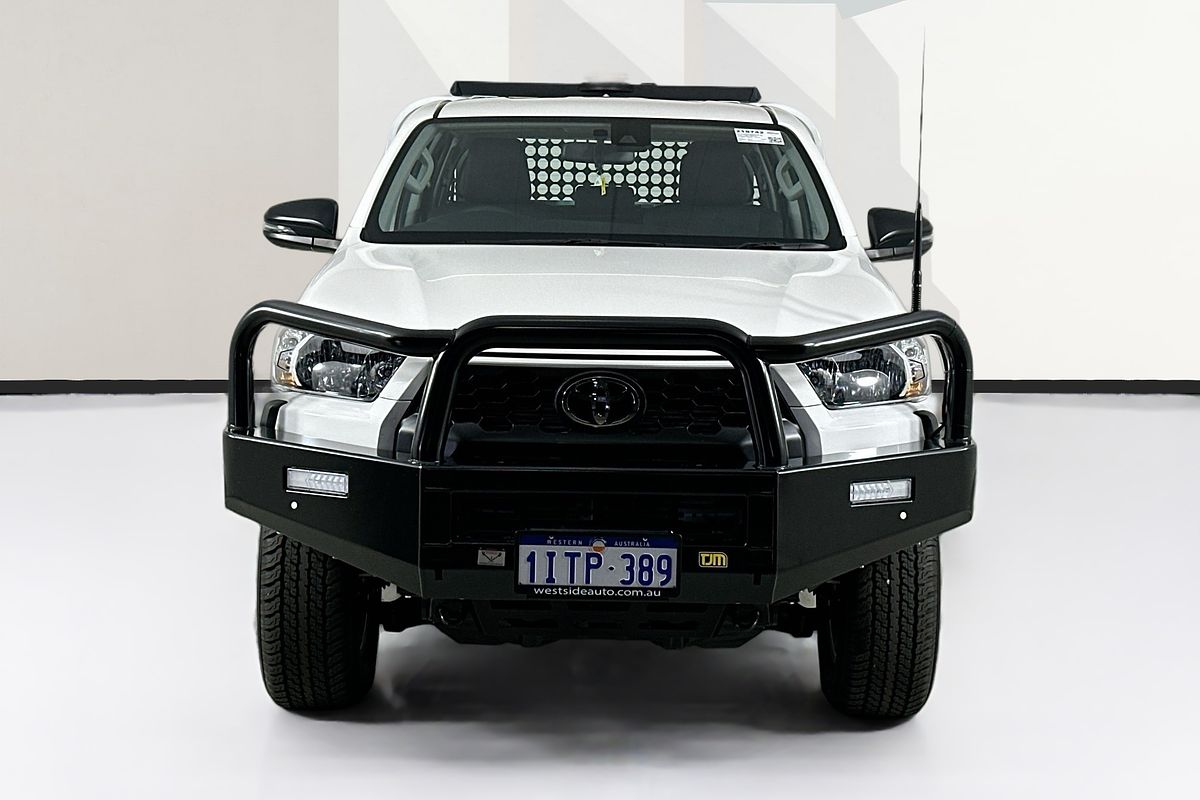2025 Toyota HILUX SR (4x4) STEEL WHEELS GUN126R RC 4X4