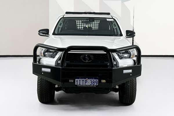 2025 Toyota HILUX SR (4x4) STEEL WHEELS GUN126R RC 4X4