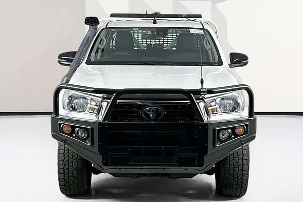 2020 Toyota HILUX SR (4x4) GUN126R MY19 UPGRADE 4X4