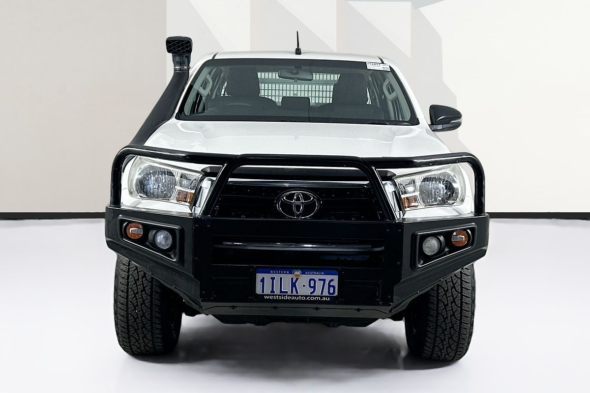 2018 Toyota HILUX SR (4x4) GUN126R MY19 4X4