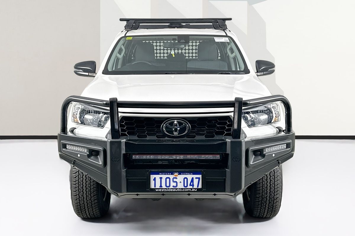 2025 Toyota HILUX SR (4x4) STEEL WHEELS GUN126R RC 4X4