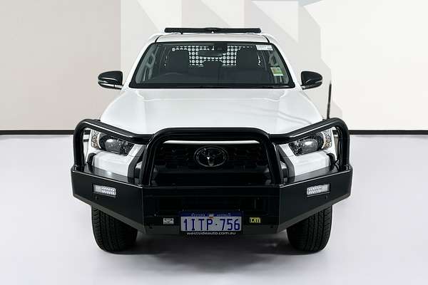 2025 Toyota HILUX SR (4x4) STEEL WHEELS GUN126R RC 4X4