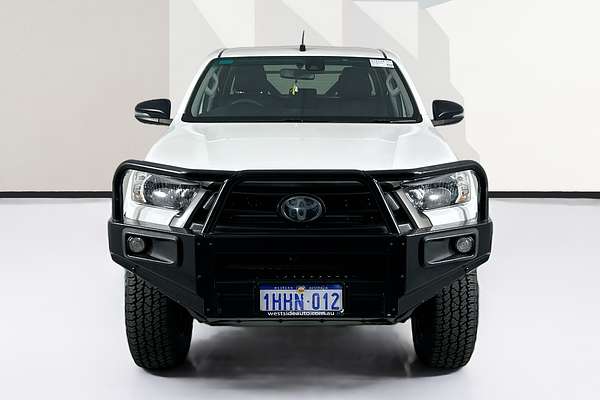 2021 Toyota HILUX SR (4x4) GUN126R FACELIFT 4X4