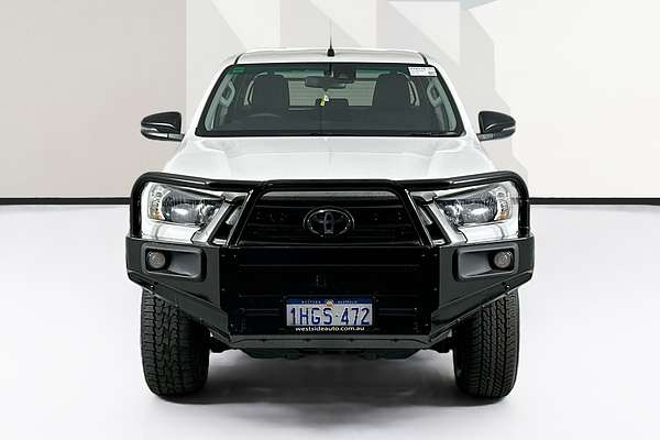 2021 Toyota HILUX SR (4x4) GUN126R FACELIFT 4X4
