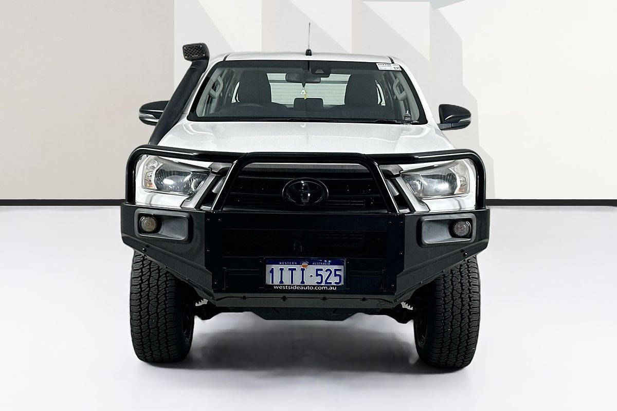 2021 Toyota HILUX SR (4x4) GUN126R 4X4