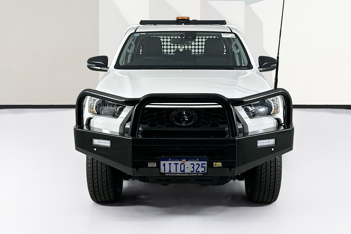 2025 Toyota HILUX SR 48V (4x4) GUN126R RC 4X4