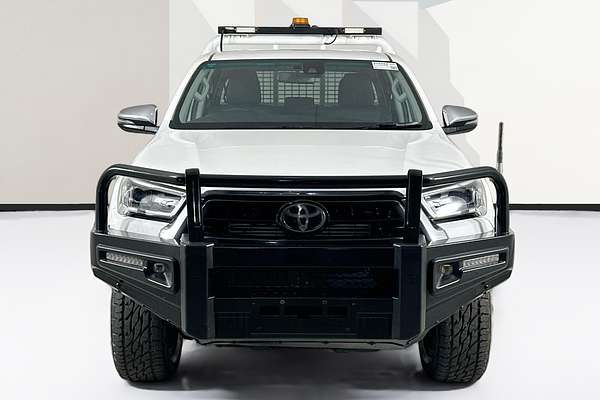 2021 Toyota HILUX SR5 (4x4) GUN126R 4X4