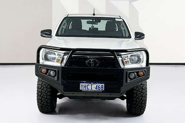 2020 Toyota HILUX SR (4x4) GUN126R MY19 UPGRADE 4X4