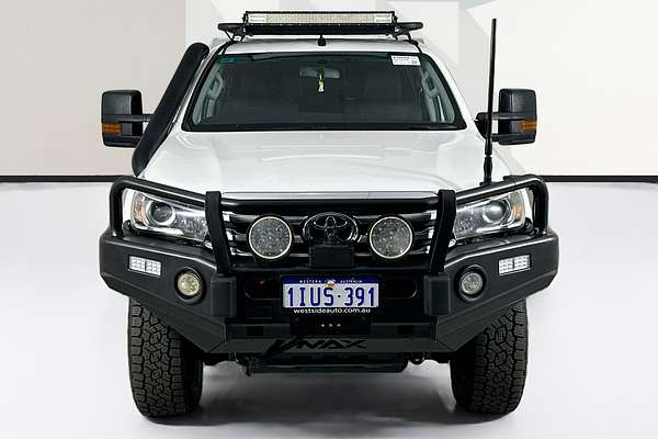 2018 Toyota HILUX SR5 (4x4) GUN126R MY17 4X4