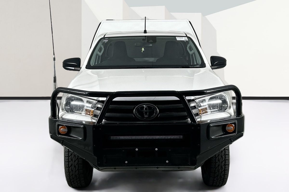 2019 Toyota HILUX SR (4x4) GUN126R MY19 4X4