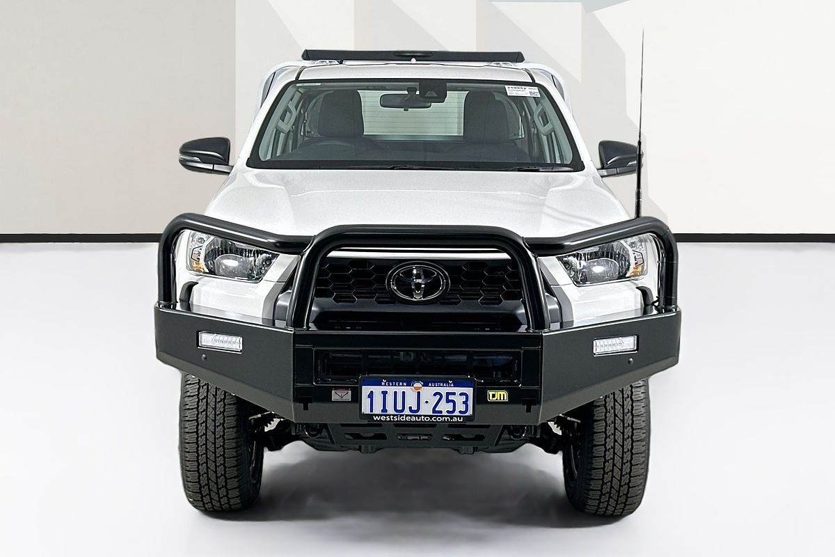2025 Toyota Hilux SR (4x4) GUN126R RC 4X4