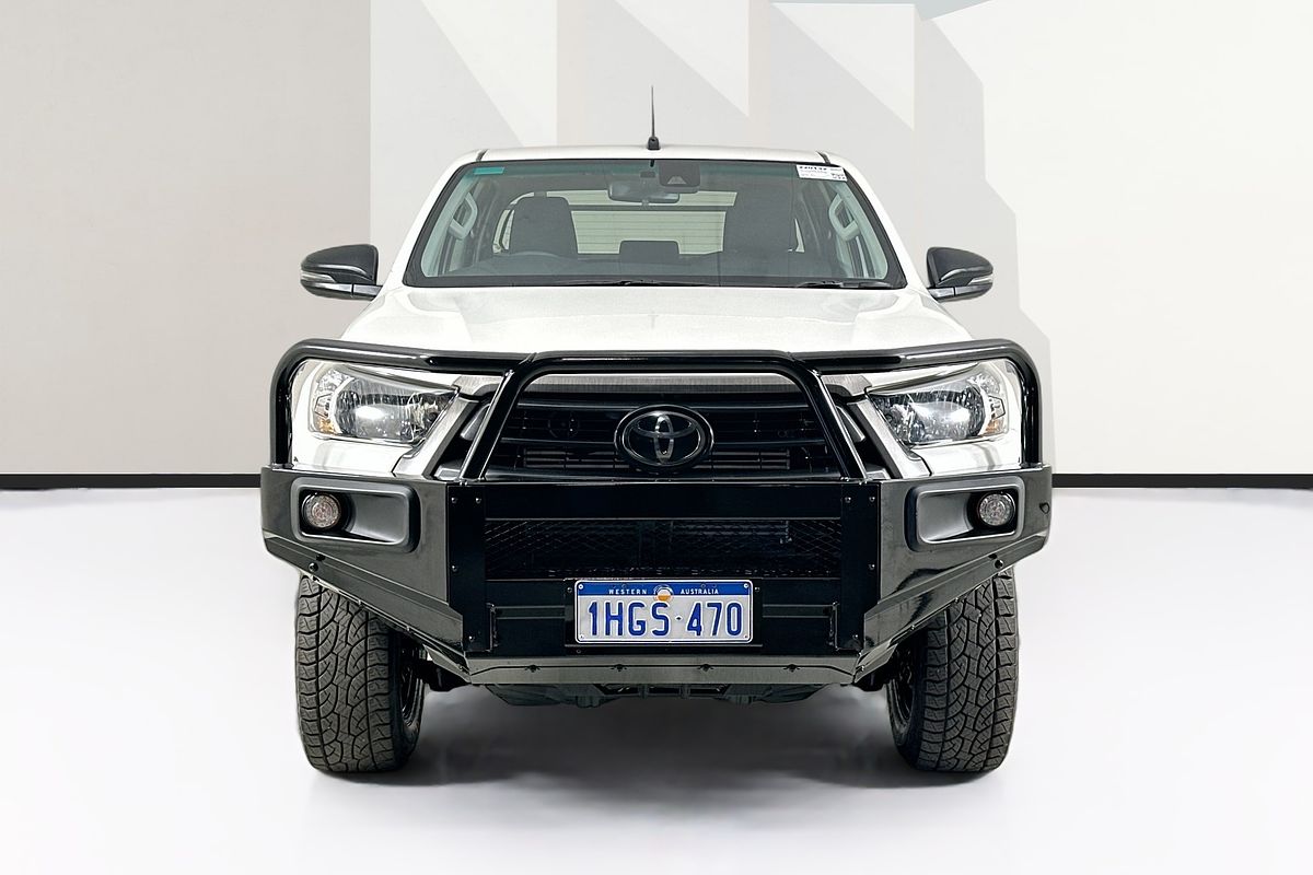 2021 Toyota HILUX SR (4x4) GUN126R 4X4
