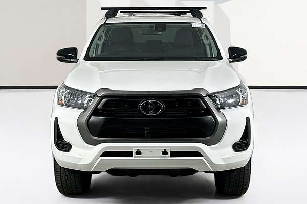 2021 Toyota HILUX SR (4x4) GUN126R FACELIFT 4X4